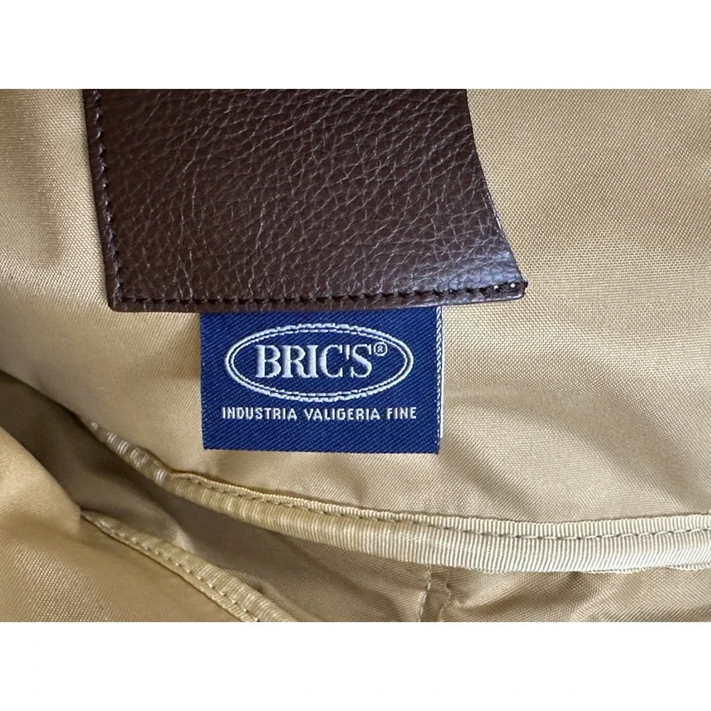 BRIC'S LIFE resistant fabric & leather 15